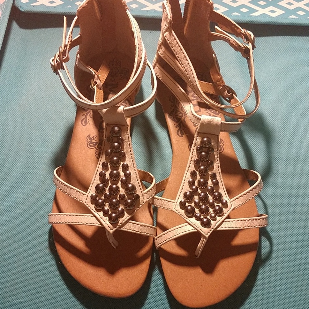 Mudd sandals